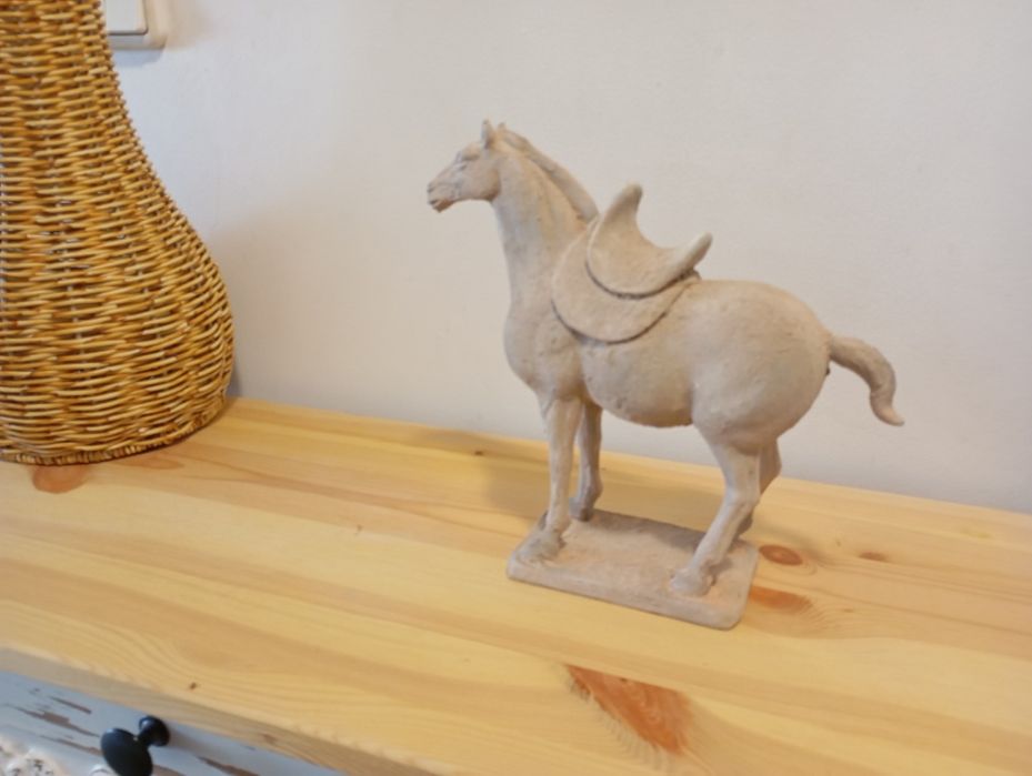 Cavalo decorativo terracota
