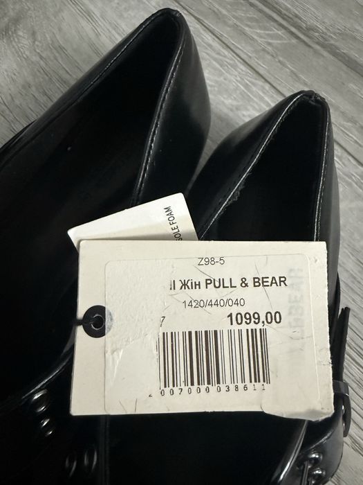 Туфлі pull&bear нові