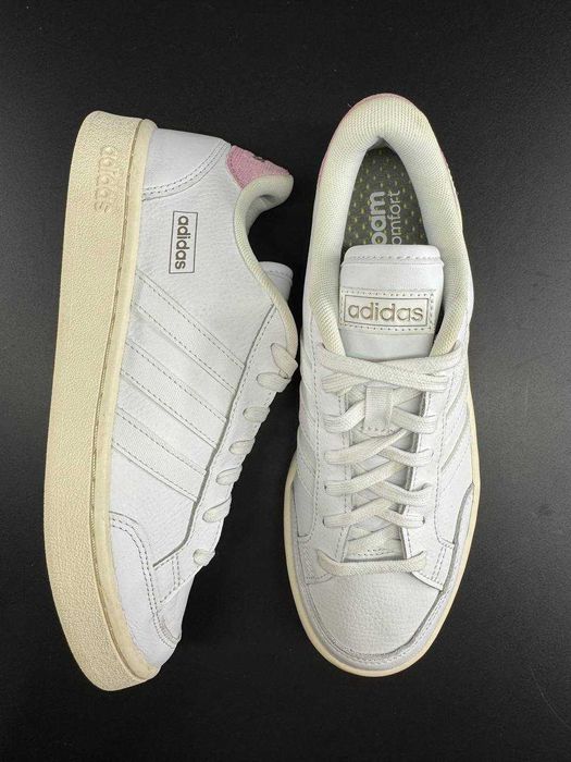 Шкіряні кросівки Adidas Grand Court SE (40)