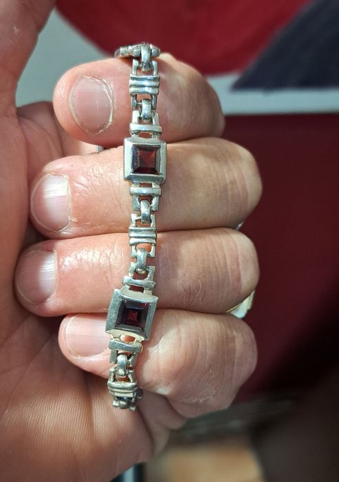 Pulseira em prata vintage.