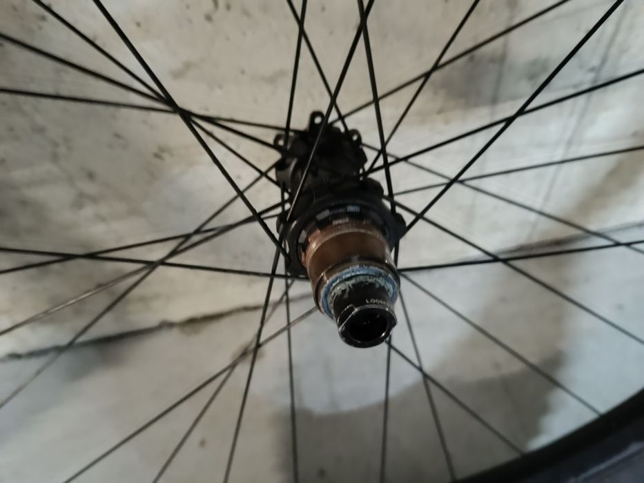 Par de rodas 29 Syncross Revelstoke 2.0 com pneus (excelente estado)