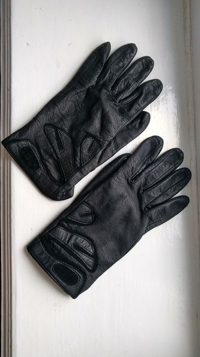 Перчатки женские, кожаные