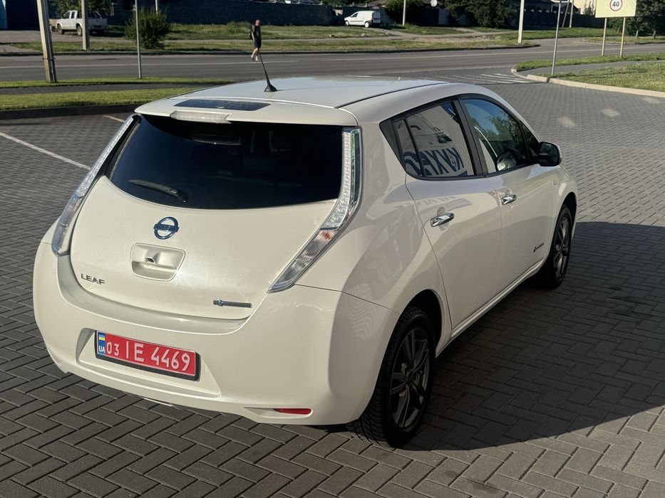 Nissan Leaf 30kw