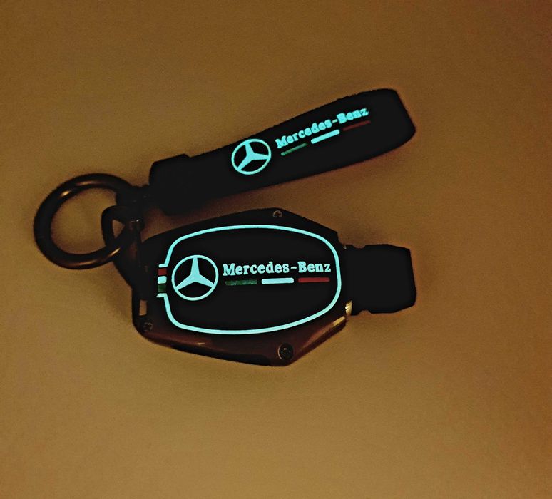 Mercedes Obudowa Etui z Breloczkiem