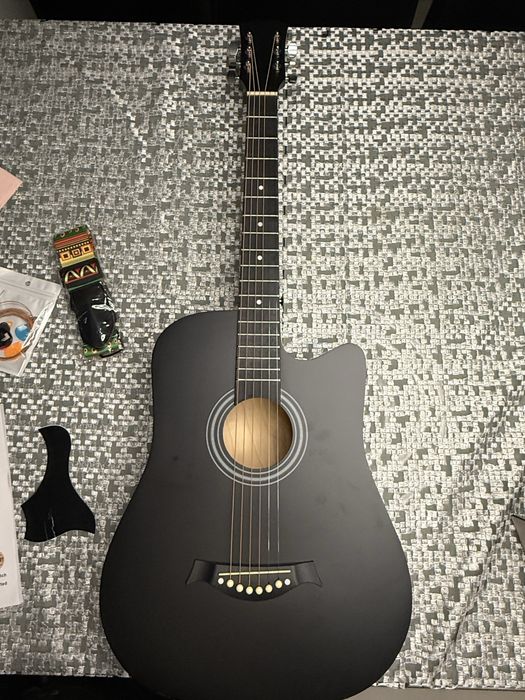 Gitara akustyczna czarna