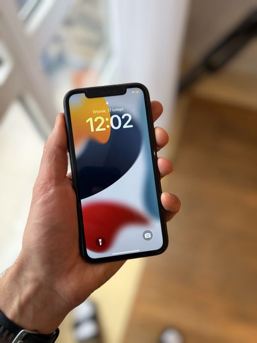 Sprzedam iPhone 11 64gb