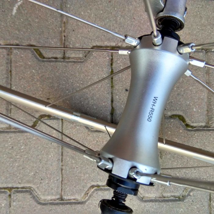 Shimano wh-r550 koło przód Road Szosa,16H szprychy areo,po serwisie