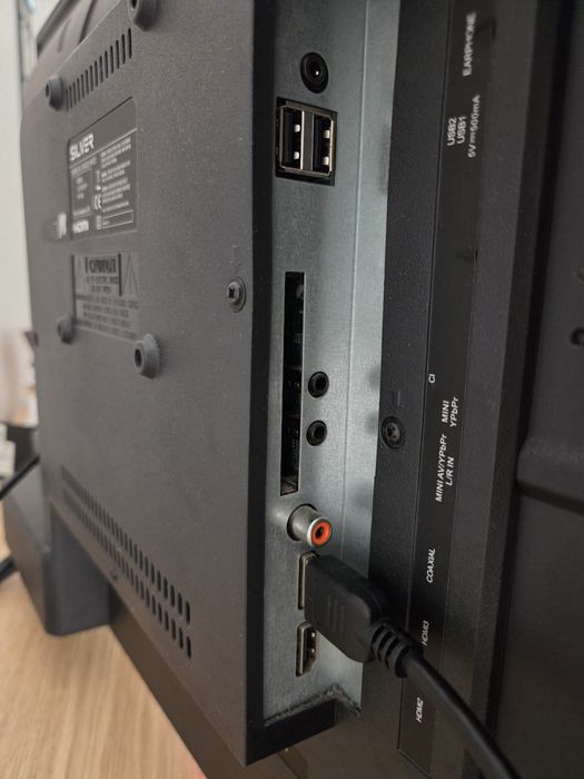 TV Silver 32" Seminova