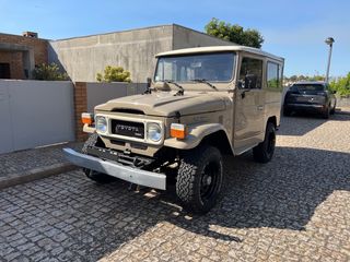 Toyota BJ 40