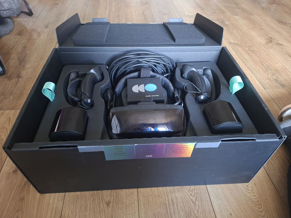 Sprzedam valve index używany