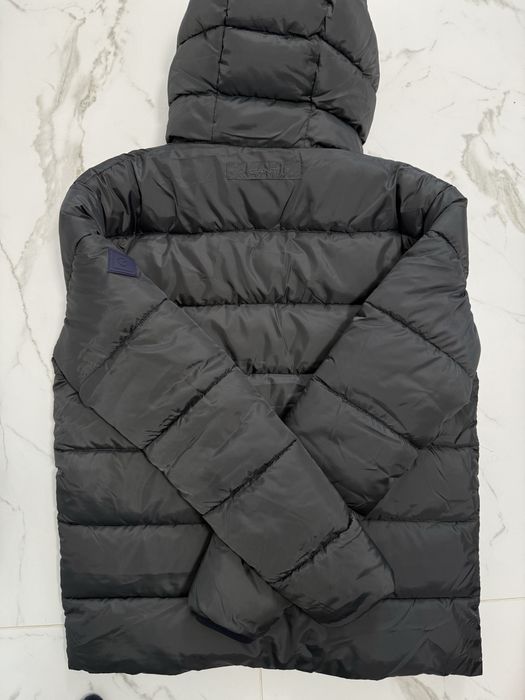 Чоловіча зимова куртка Gant, в хорошому стані