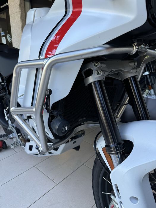 Ducati Desertx muitos extras