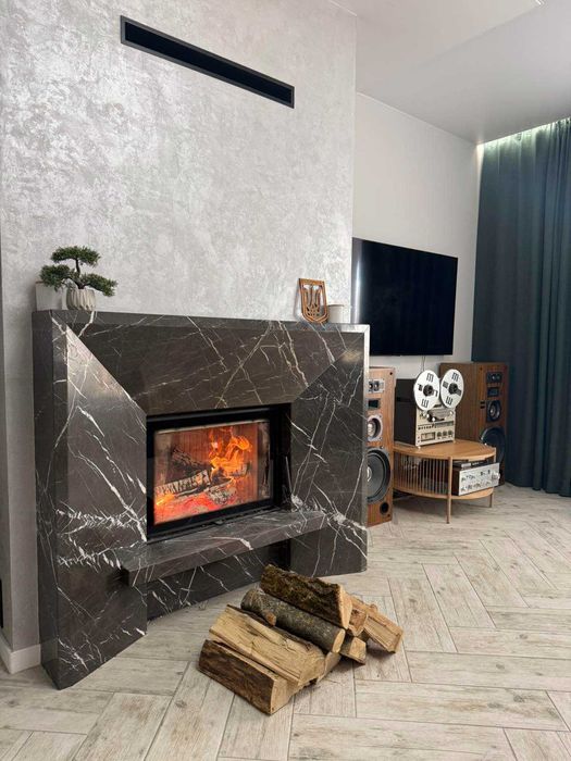 Продаж будинку мрії з потрійним видом опалення та сонячними панелями!