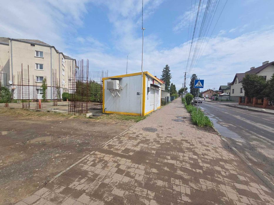 Нежитлове приміщення навпроти Поліклініки, м. Кам'янка-Бузька