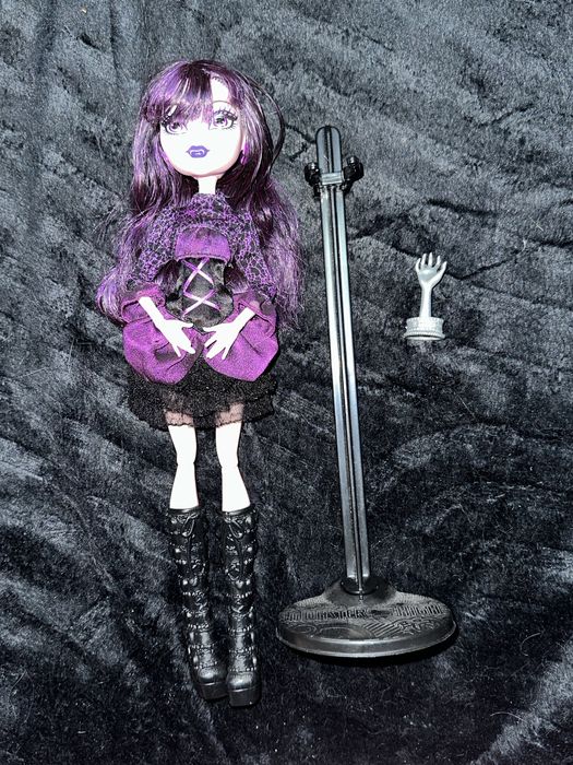 Элизабет монстер хай