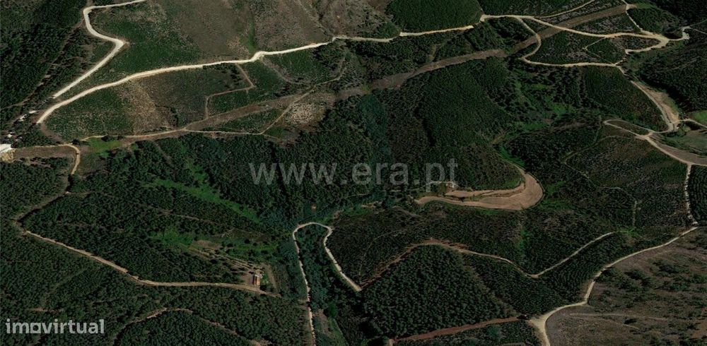 Terreno com ruina / Covilhã, Serra da Estrela