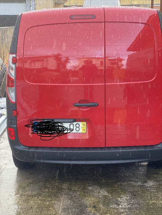 Vendo renault kangoo com pintura nova