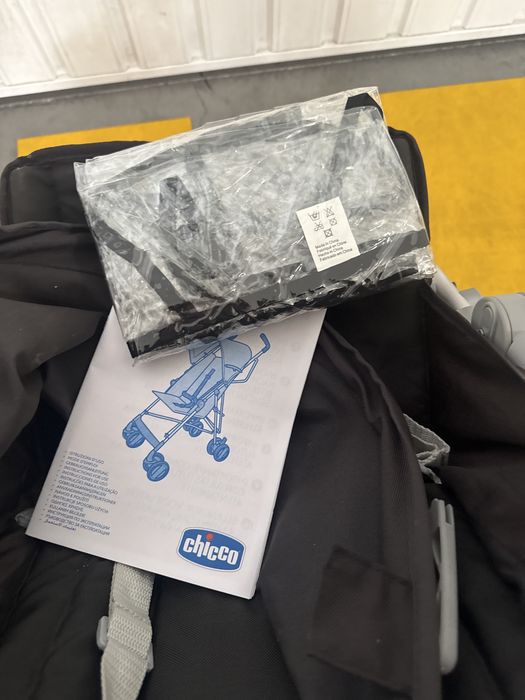 Carrinho de passeio para bebé chicco - usado