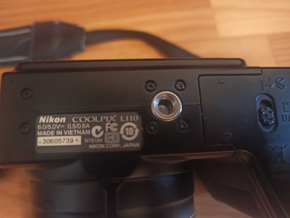 Продам фотоапарат Nikon Coolpix L110
