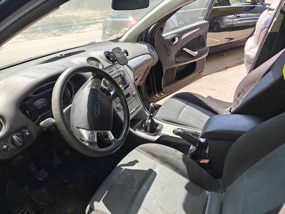 Ford Mondeo SW — fotografia 5