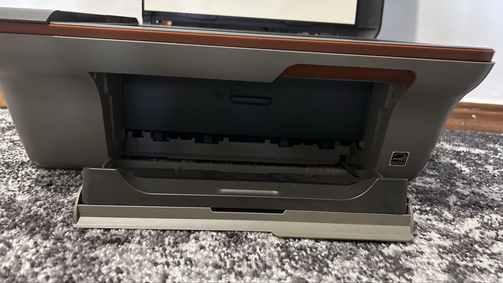 Принтер hp deskjet 2050