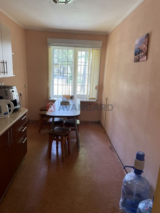 Продаж будівлі 155 кв.м. пр. О.Поля, ТЦ Славутич