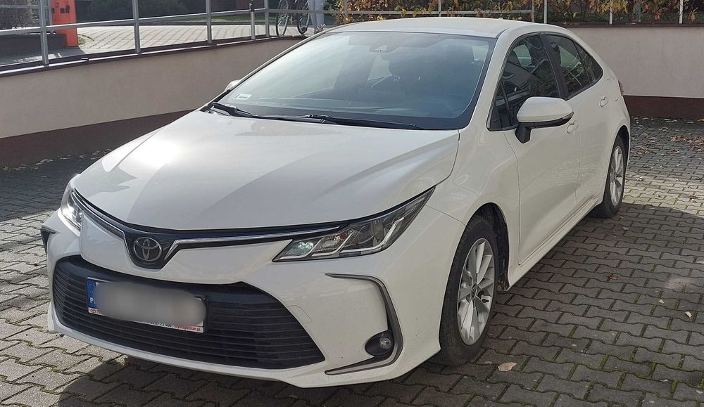Toyota Corolla benzyna 1.6 Salon Polska serwisowany w ASO