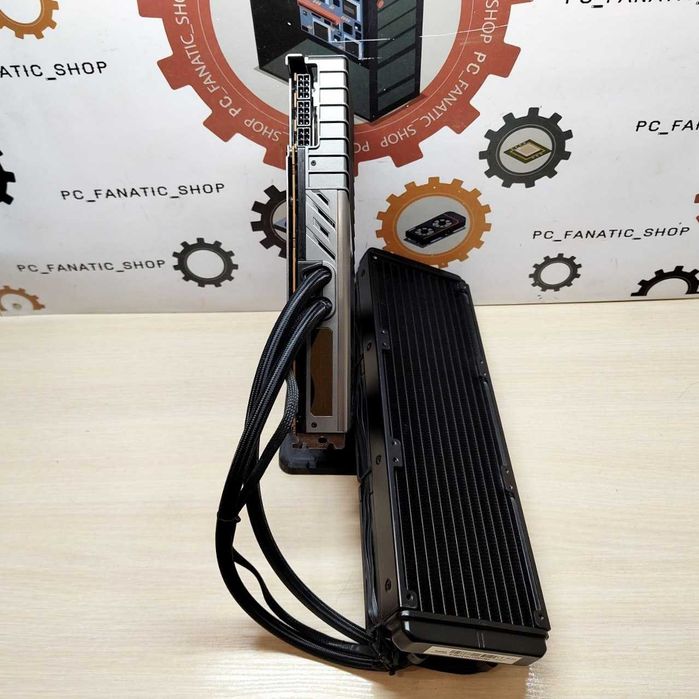 Відеокарта Sapphire Radeon RX 6900 XT Extreme Edition TOXIC (11308-08)