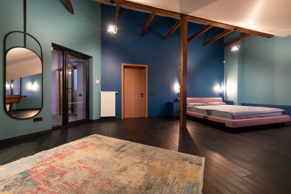 Продаж котеджу з ремонтом на вулиці Роксоляни!