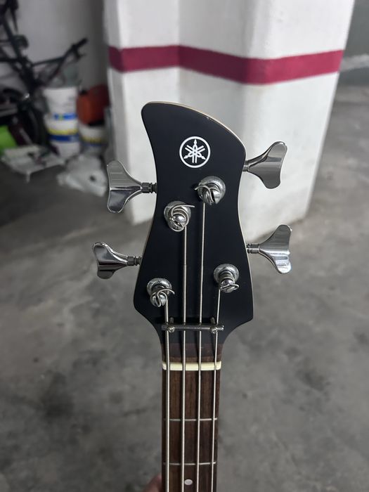 Baixo Yamaha + Cubo