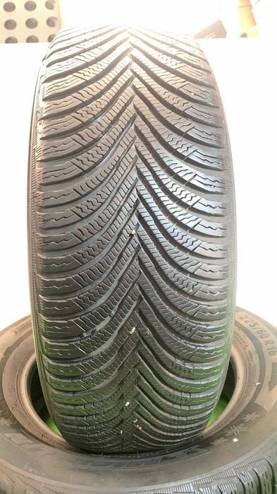 225/60/16 Michelin Pilot Alpin 5