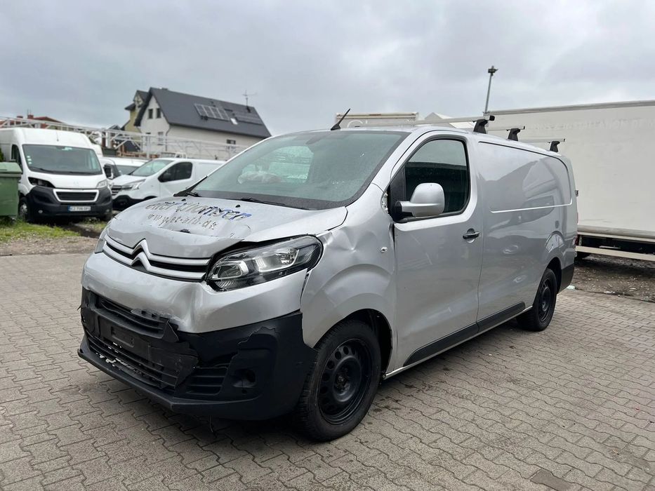 Citroën Jumpy Long  Citroen Jumpy 2018 Rok