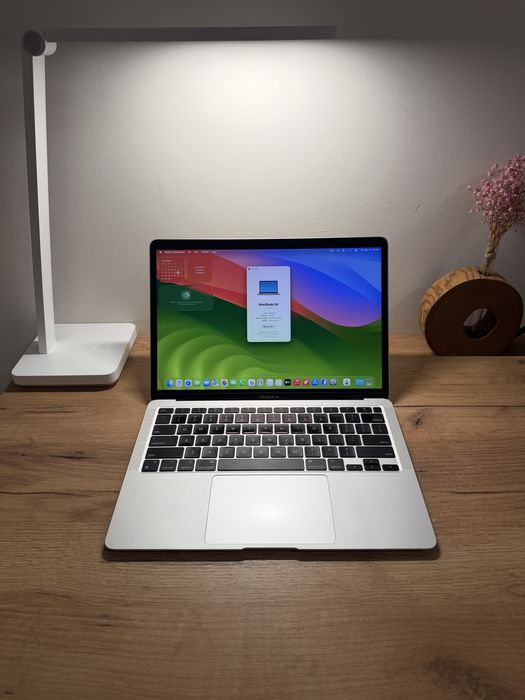 MacBook Air M1 16GB RAM 256GB SSD Silver 86%