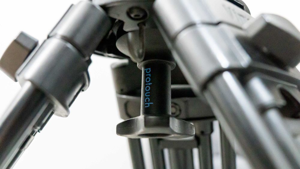 Tripé Vinten Protouch 6 HDV + mala de transporte