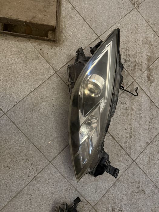 Фары левая и правая