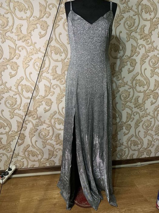 Святкова сукня.Торг