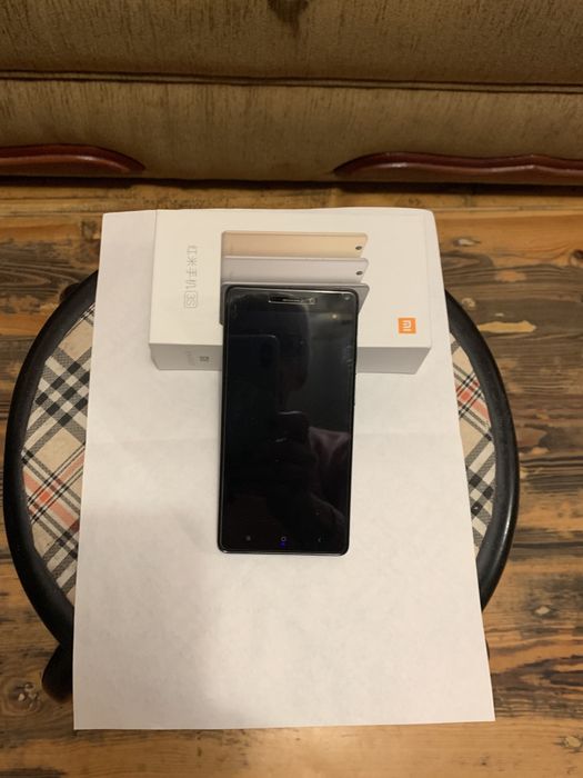 Продается телефон Redmi 3s