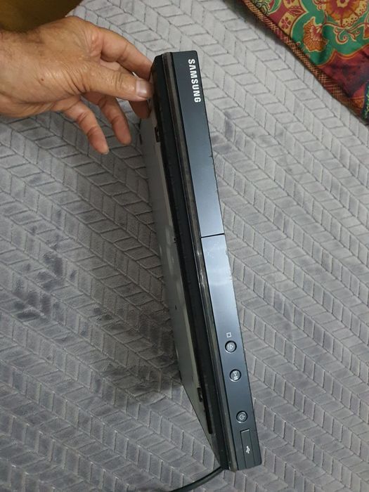 Leitor Samsung DVD e CD em bom estado