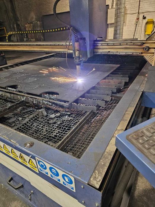 Cięcie plazmowe CNC blach, profili - STÓŁ WODNY, CIĘCIE PLAZMĄ