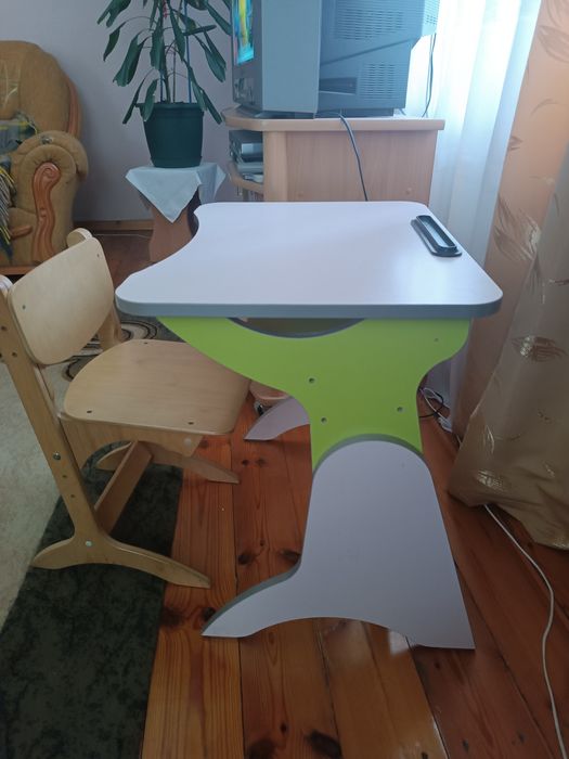 Стіл- парта + стільчик 3-7 років