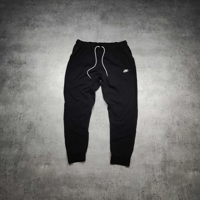 MĘSKIE Dresy Sportowe Joggery Czarne Nike Logo Sportswear Casual Stret