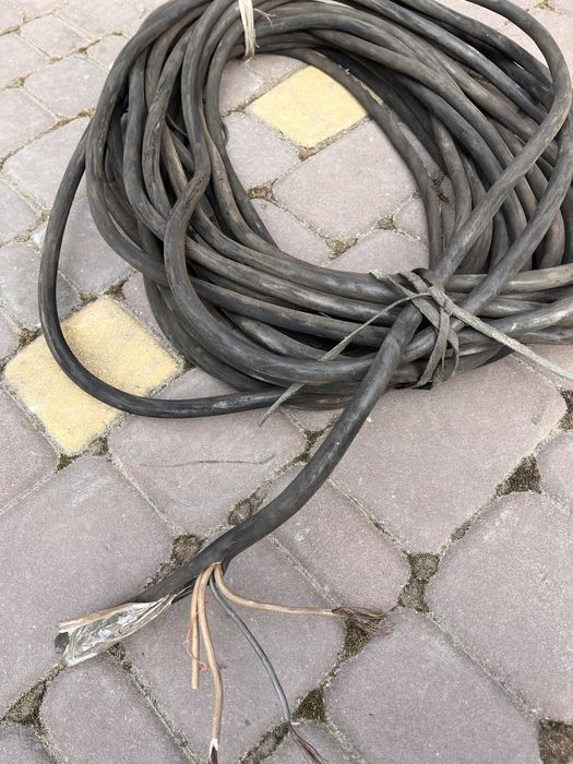 Продам   кабель   силовий    4*4  квадрати