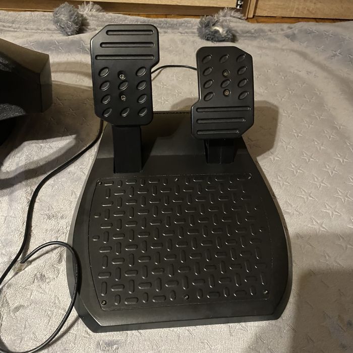 Kierownica i pedały Ps4, Ps3, PC
