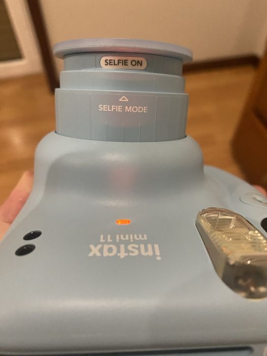 Câmara Instax mini 11