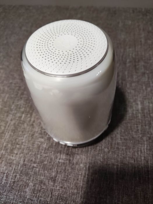 Lampa - głośnik bluetooth