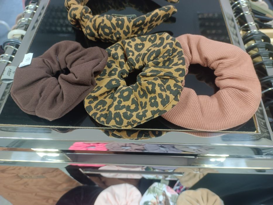 Frotki do włosów scrunchies