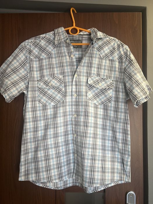 Koszula w kratę na krótki rękaw