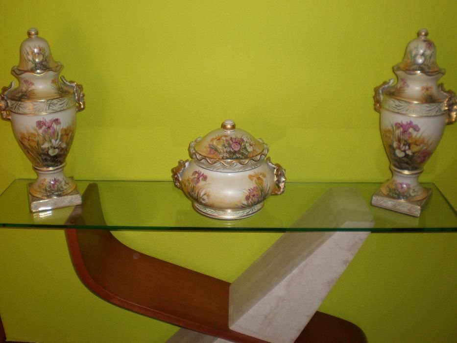 conjunto de 3 peças em loiça pintado á mão