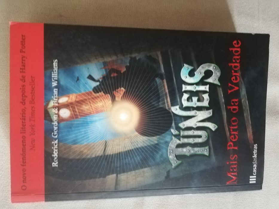 Túneis, de Roderick Gordon e Brian Williams