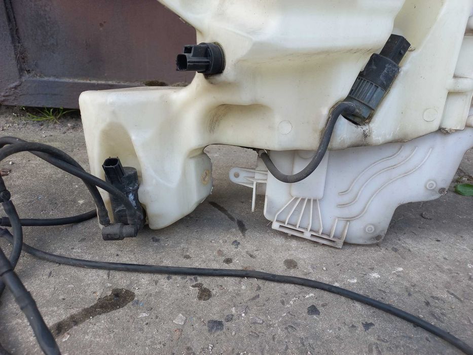 Zbiorniczek płynu spryskiwaczy Xenon ford s-max galaxy ben